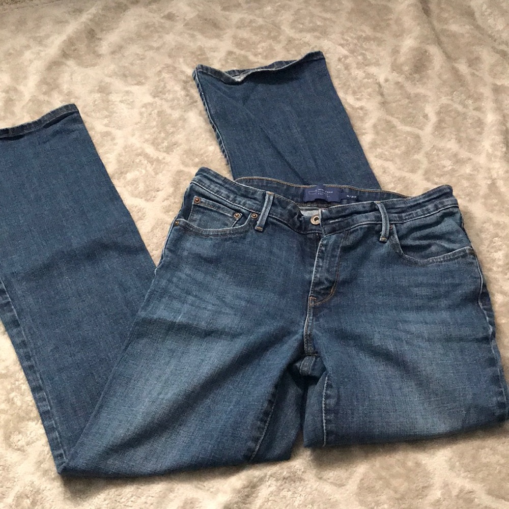 Levi’s Demi Curve Classic Boot Cut size 8